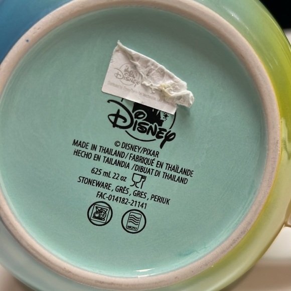 Disney Mr. Mittens mug - Picture 6 of 16